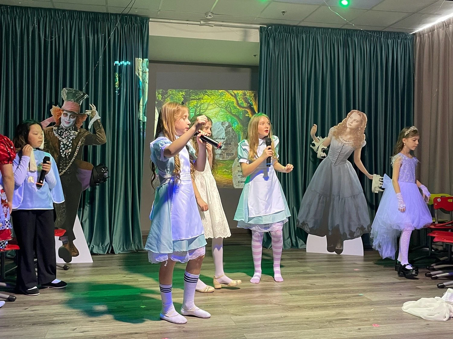 Выпускной вечер учеников 4 класса